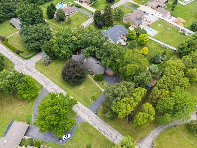 860 Lincolnshire Drive 860 Lincolnshire Drive, Troy, OH 45373