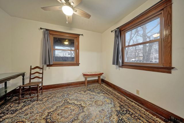 1640 S 21st Street, Lincoln, NE 68502