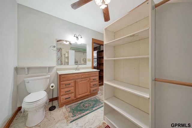 1640 S 21st Street, Lincoln, NE 68502