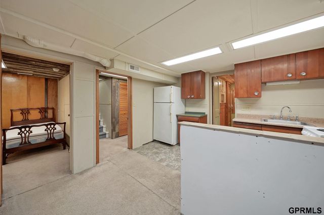 1640 S 21st Street, Lincoln, NE 68502