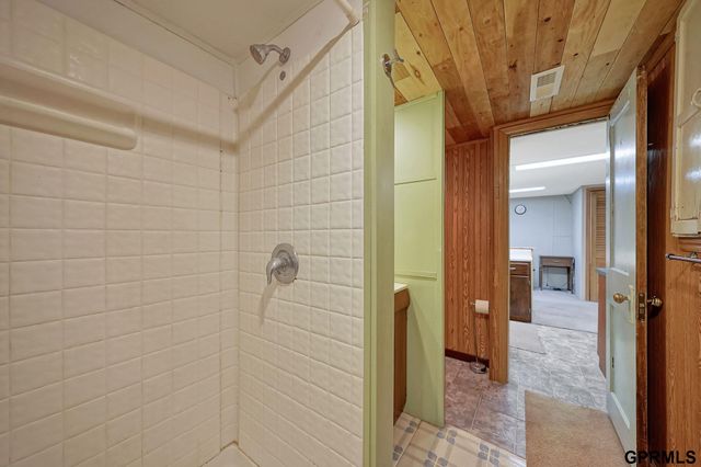 1640 S 21st Street, Lincoln, NE 68502