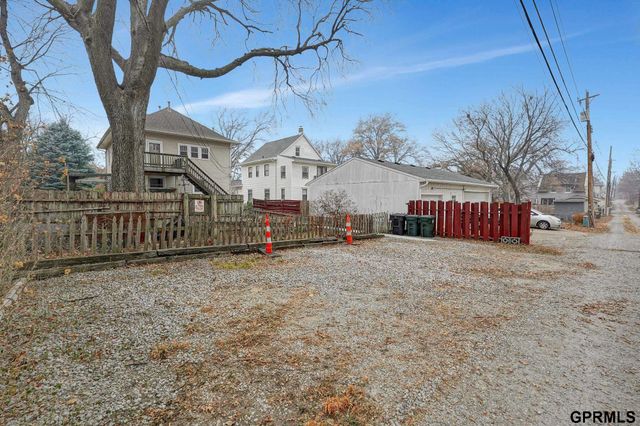 1640 S 21st Street, Lincoln, NE 68502