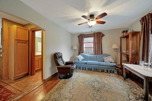 1640 S 21st Street, Lincoln, NE 68502