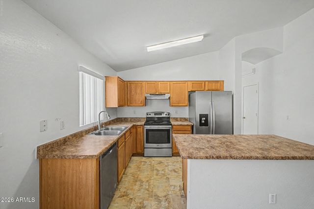 10612 W GROSS Avenue, Tolleson, AZ 85353