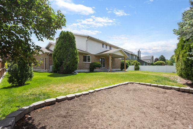 1879 E MICHAEL WAY, Sandy, UT 84093