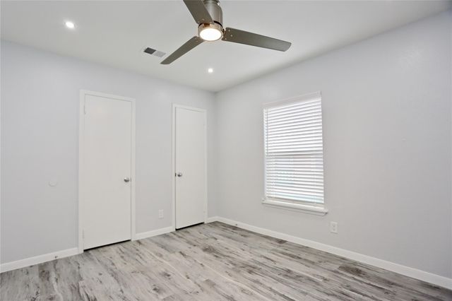 2824 Briarhurst Drive 16, Houston, TX 77057