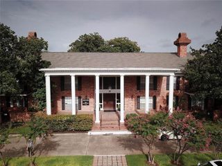 2824 Briarhurst Drive 16, Houston, TX 77057