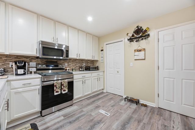 524 Thorngate Court, Galloway, OH 43119