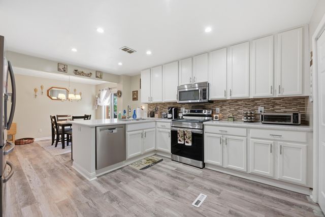 524 Thorngate Court, Galloway, OH 43119