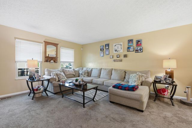 524 Thorngate Court, Galloway, OH 43119