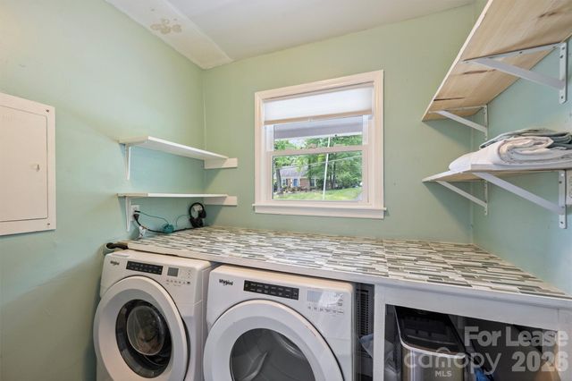 2027 Wensley Drive, Charlotte, NC 28210