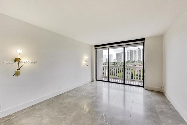 1000 Island Blvd 506, Aventura, FL 33160