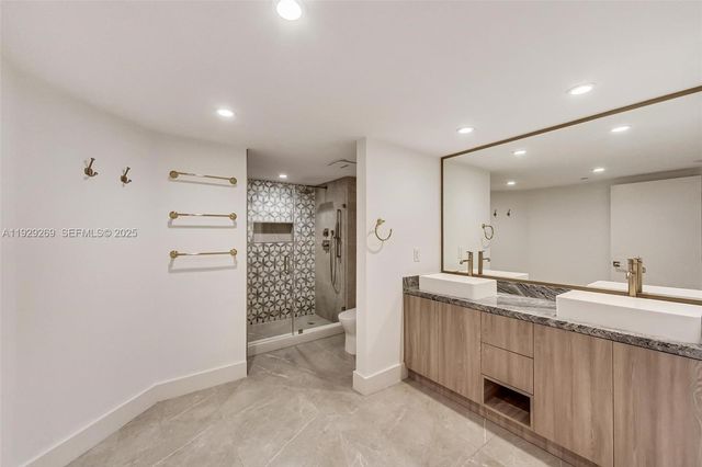 1000 Island Blvd 506, Aventura, FL 33160