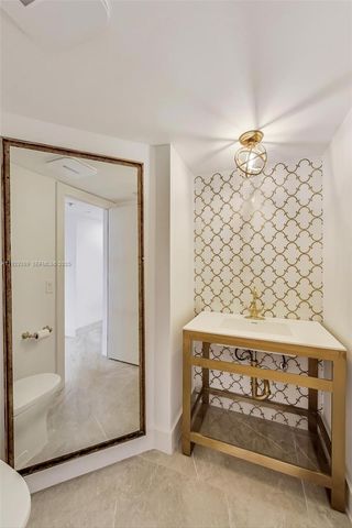 1000 Island Blvd 506, Aventura, FL 33160