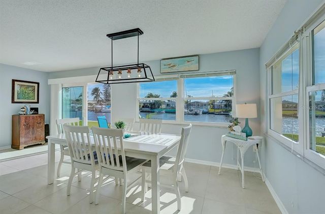 4518 GARNET DRIVE 101, New Port Richey, FL 34652