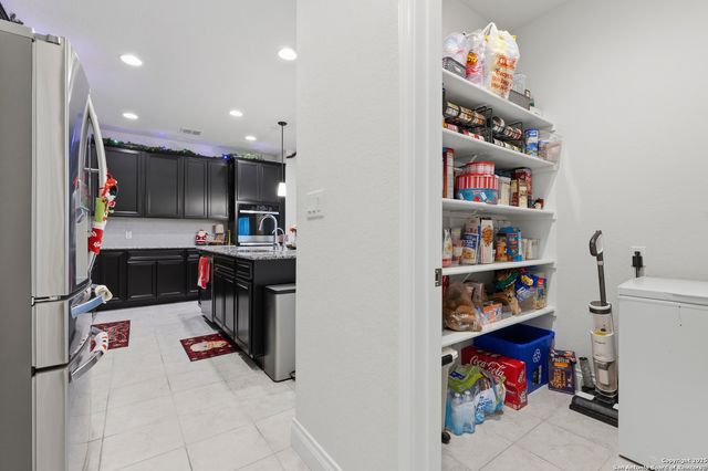 2012 Dalhart, San Antonio, TX 78253