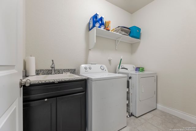 2012 Dalhart, San Antonio, TX 78253