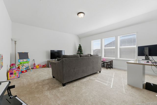 2012 Dalhart, San Antonio, TX 78253