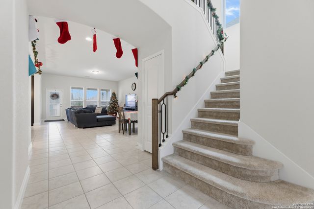 2012 Dalhart, San Antonio, TX 78253