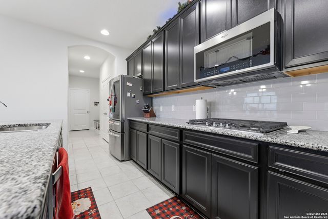 2012 Dalhart, San Antonio, TX 78253