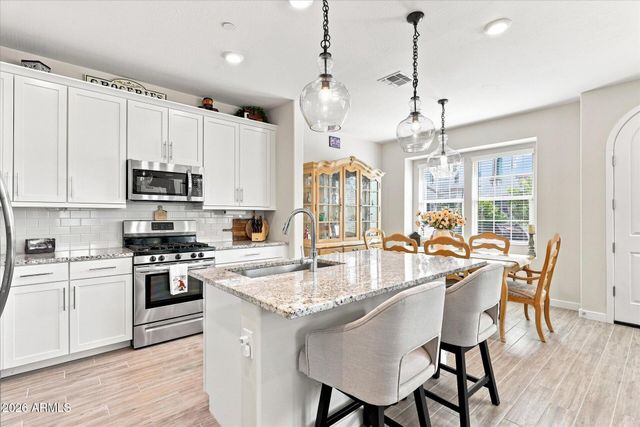 4077 S SABRINA Drive 106, Chandler, AZ 85248