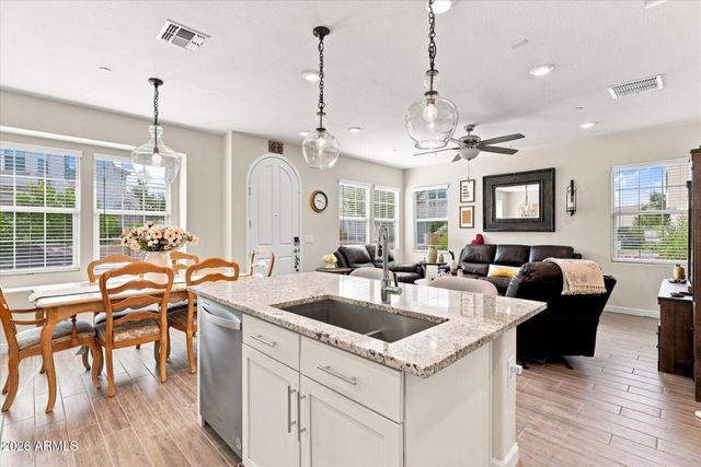 4077 S SABRINA Drive 106, Chandler, AZ 85248