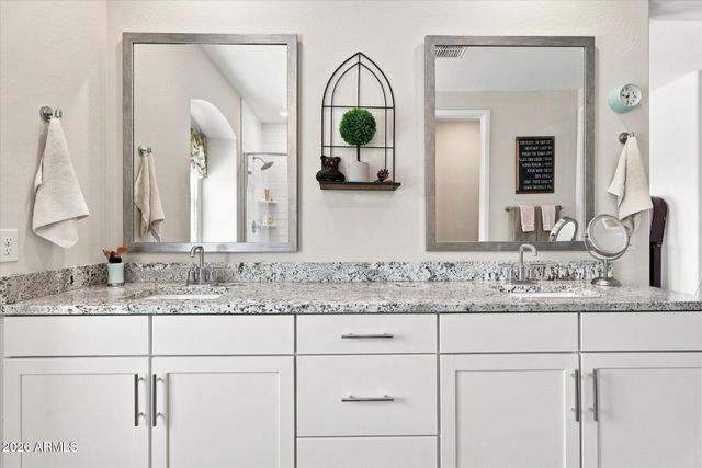 4077 S SABRINA Drive 106, Chandler, AZ 85248