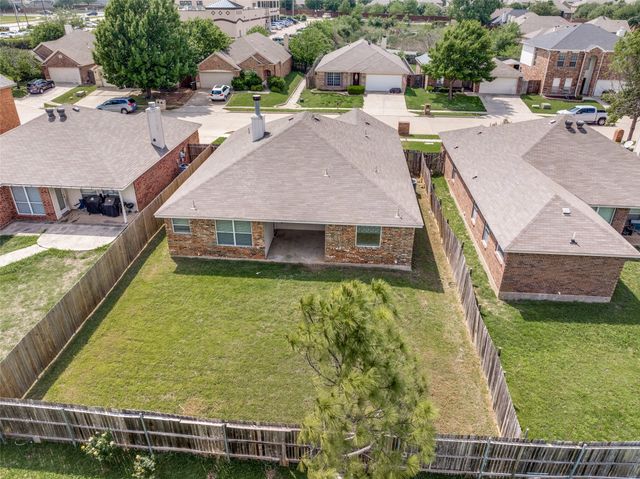 5217 Sioux Creek Lane, Fort Worth, TX 76244