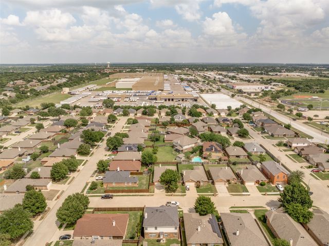 5217 Sioux Creek Lane, Fort Worth, TX 76244