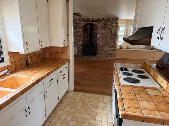 903 W Highway 12, Lodi, CA 95242