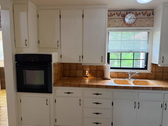 903 W Highway 12, Lodi, CA 95242
