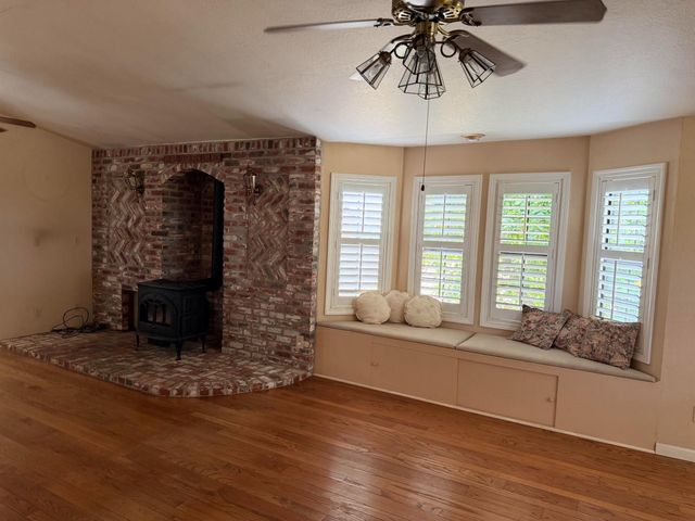 903 W Highway 12, Lodi, CA 95242