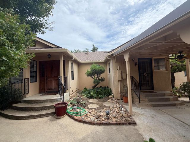 903 W Highway 12, Lodi, CA 95242