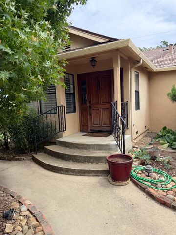 903 W Highway 12, Lodi, CA 95242