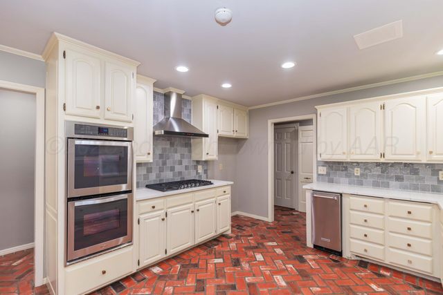 3203 S Milam Street, Amarillo, TX 79109