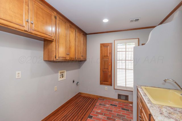 3203 S Milam Street, Amarillo, TX 79109