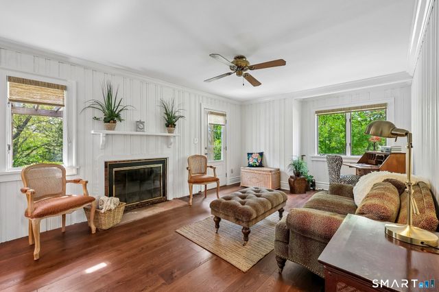 15 Lake Shore Drive, East Lyme, CT 06333