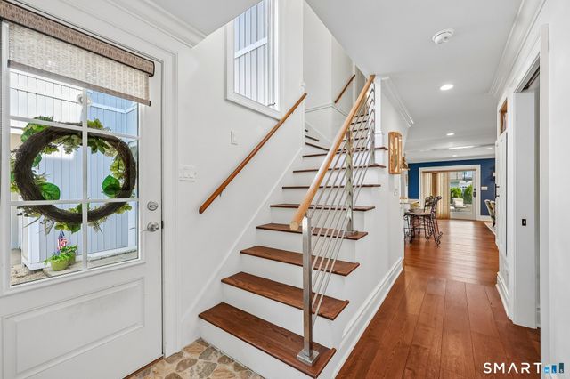 15 Lake Shore Drive, East Lyme, CT 06333