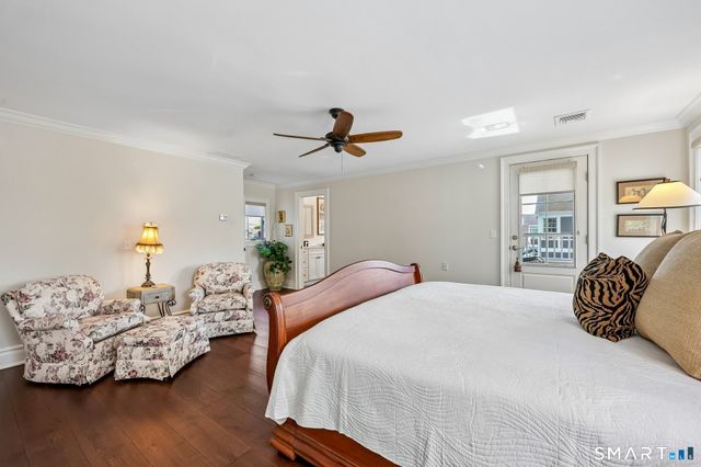 15 Lake Shore Drive, East Lyme, CT 06333