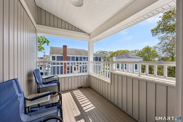 15 Lake Shore Drive, East Lyme, CT 06333