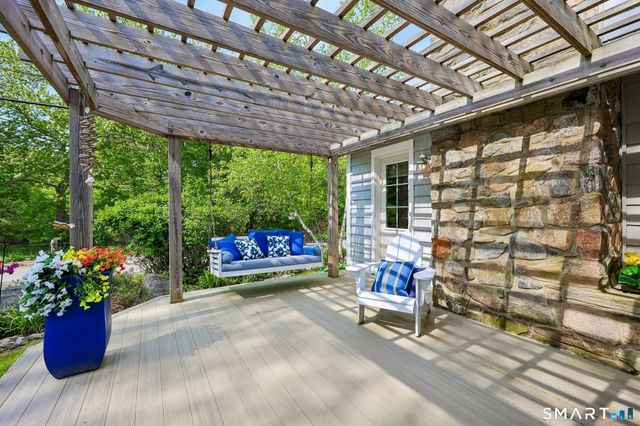 15 Lake Shore Drive, East Lyme, CT 06333
