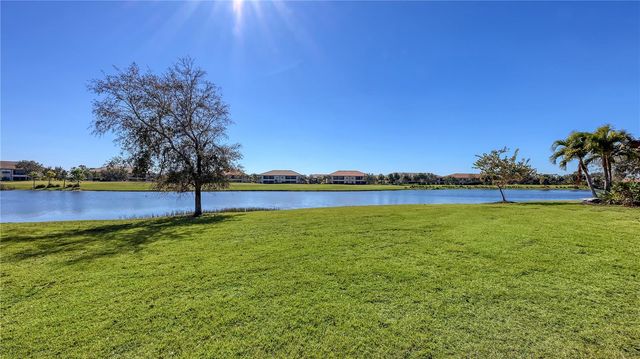 13943 MESSINA LOOP, Bradenton, FL 34211