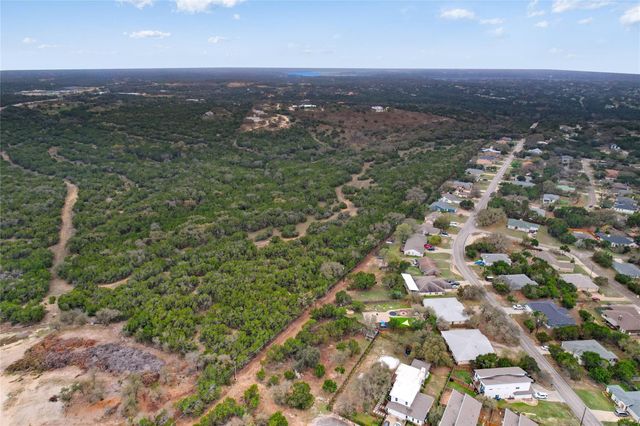 20500 Bonanza ST 1, Lago Vista, TX 78645