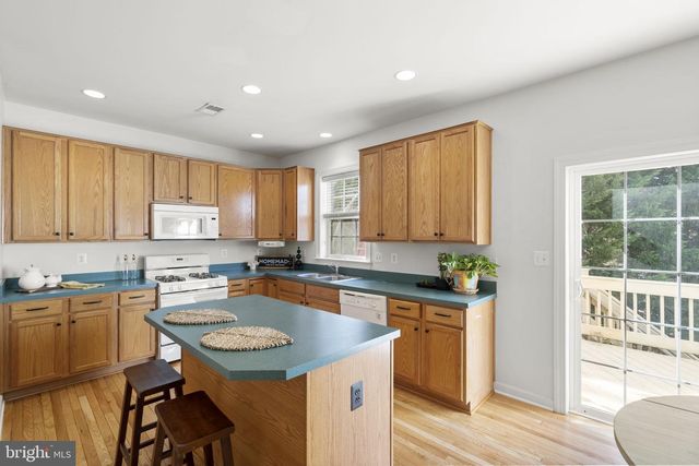 15344 WARM SPRINGS LN, Manassas, VA 20112