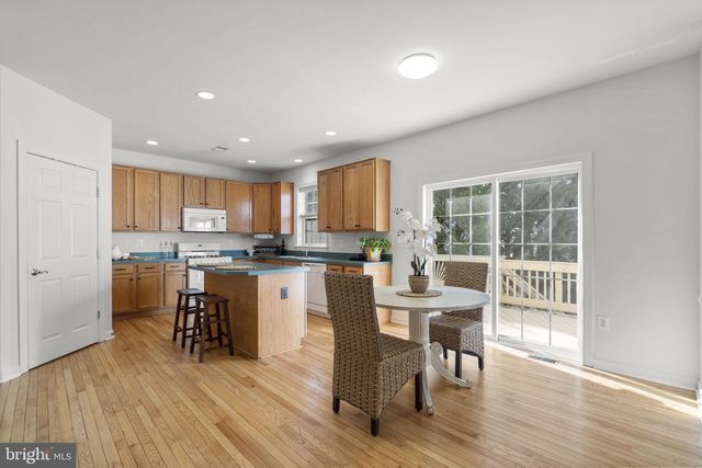 15344 WARM SPRINGS LN, Manassas, VA 20112