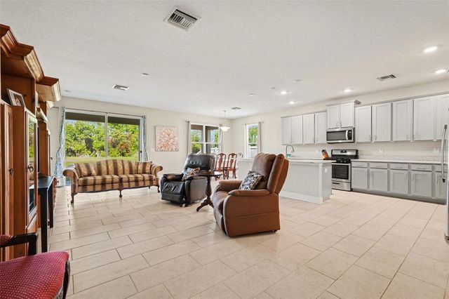 8044 SEQUESTER LOOP, Land O Lakes, FL 34637