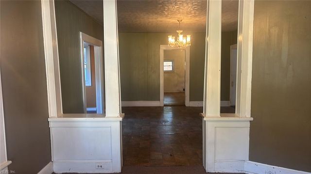 1531 Longwood DR, Norfolk, VA 23508