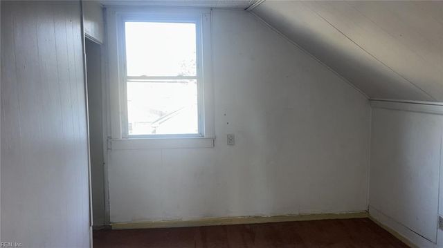 1531 Longwood DR, Norfolk, VA 23508