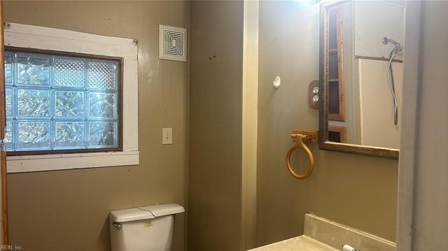 1531 Longwood DR, Norfolk, VA 23508