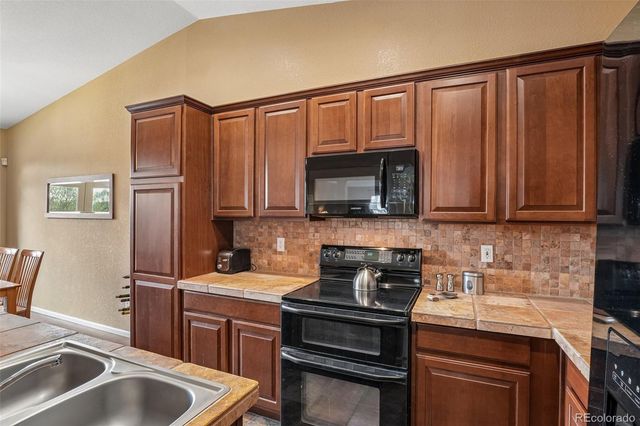 2468 Syracuse Street, Denver, CO 80238